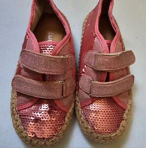 Emu sequin shoes.11